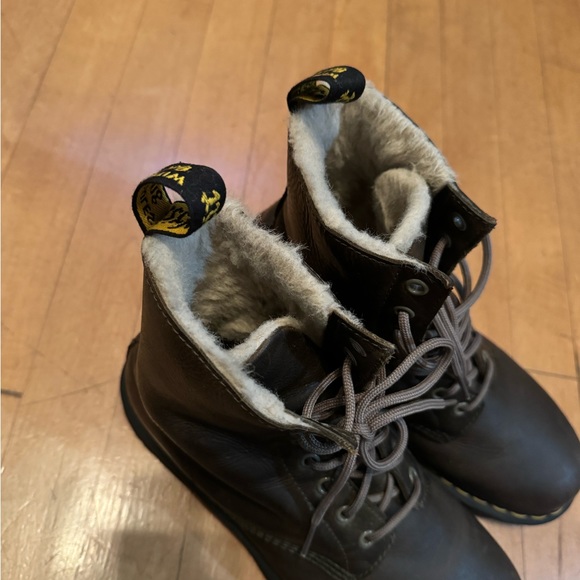 Dr. Martens Women's Serena Burnished Wyoming Chukka Boot - Picture 8 of 8